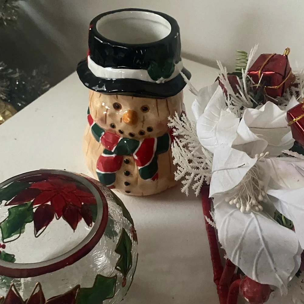 Candle Holder Poinsettia xmas Decor Crackle Glass Bowl 4” x 3” & snowman vase